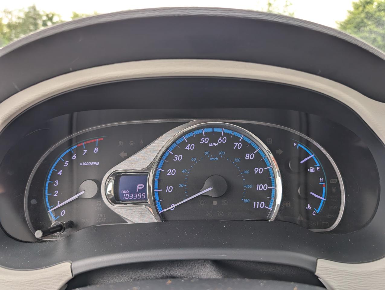 Toyota Sienna  2011