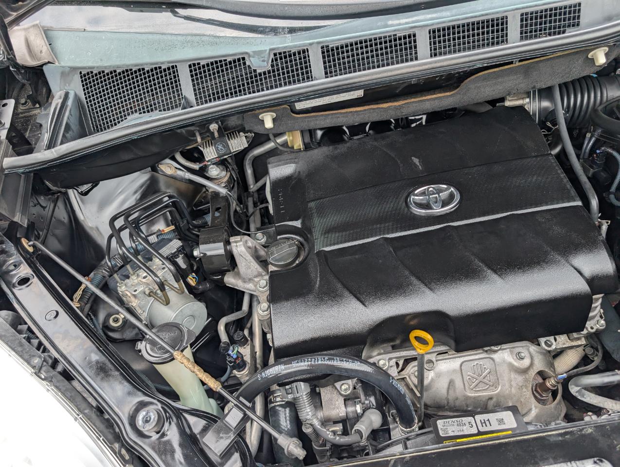 Toyota Sienna  2011