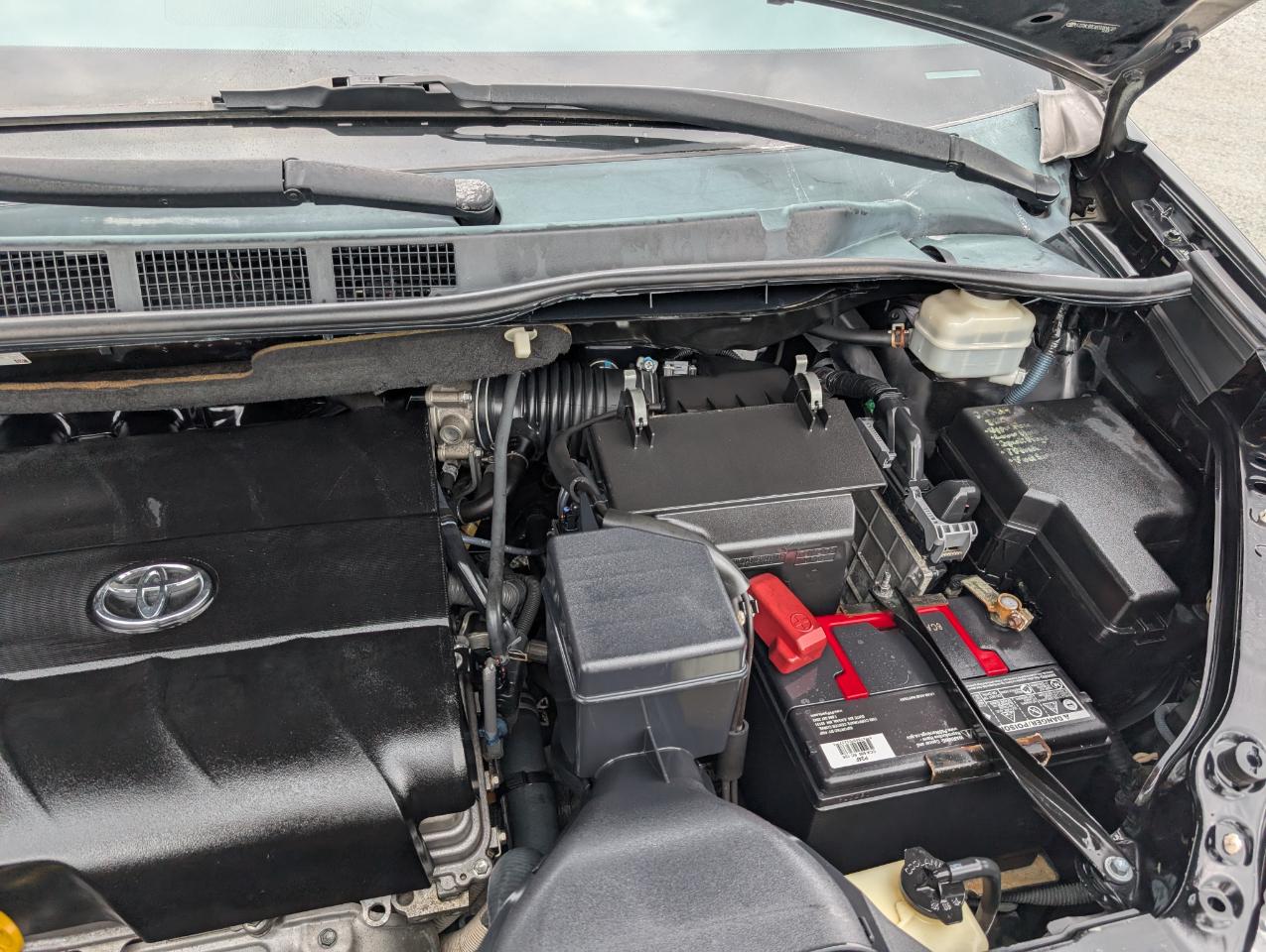 Toyota Sienna  2011