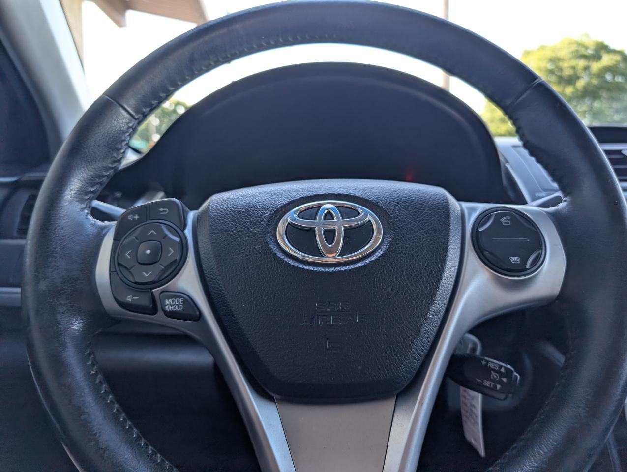 Toyota Camry SE 2014
