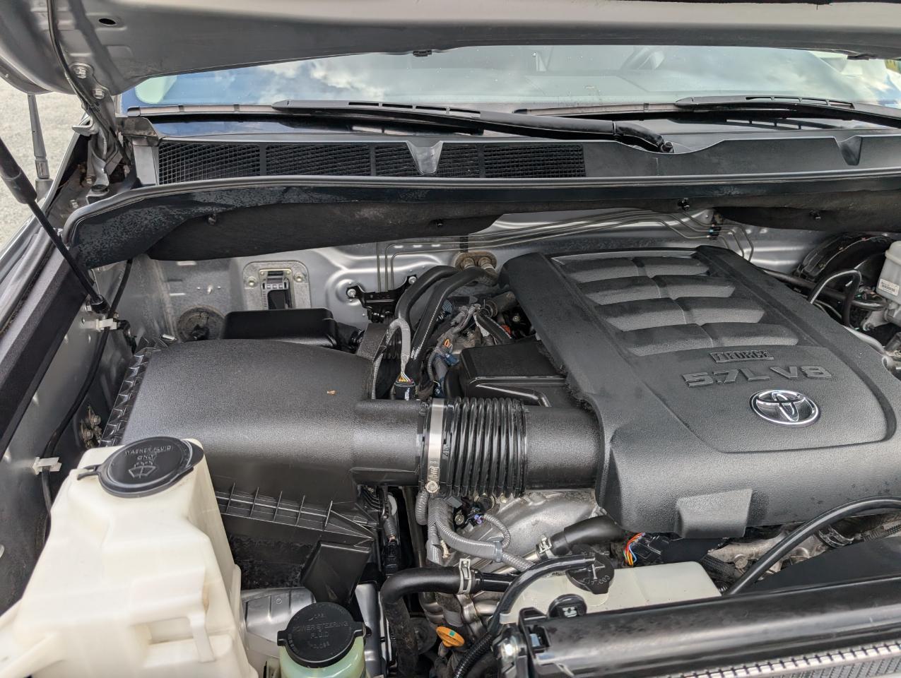 Toyota Tundra Limited CrewMax 4WD 2017