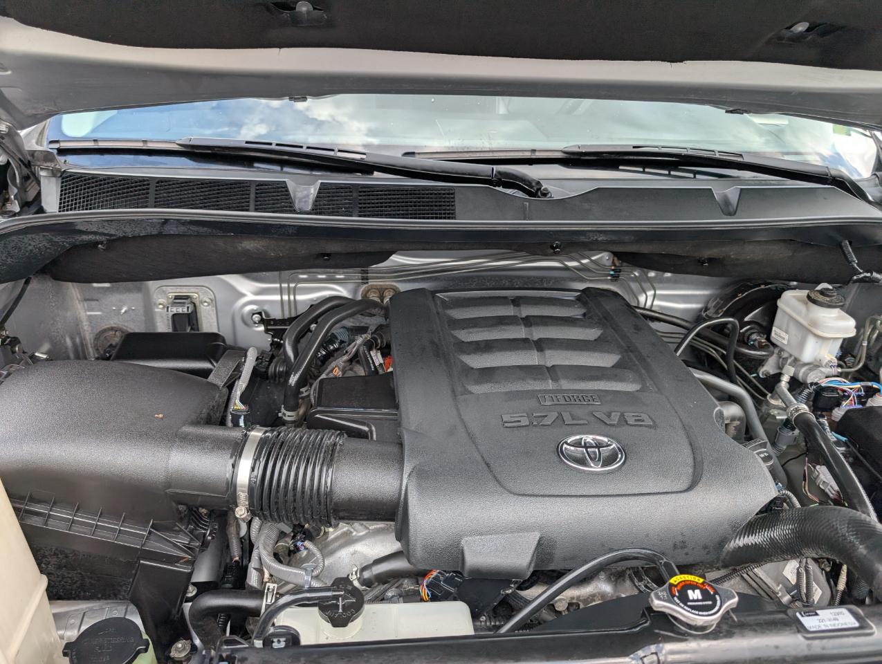 Toyota Tundra Limited CrewMax 4WD 2017