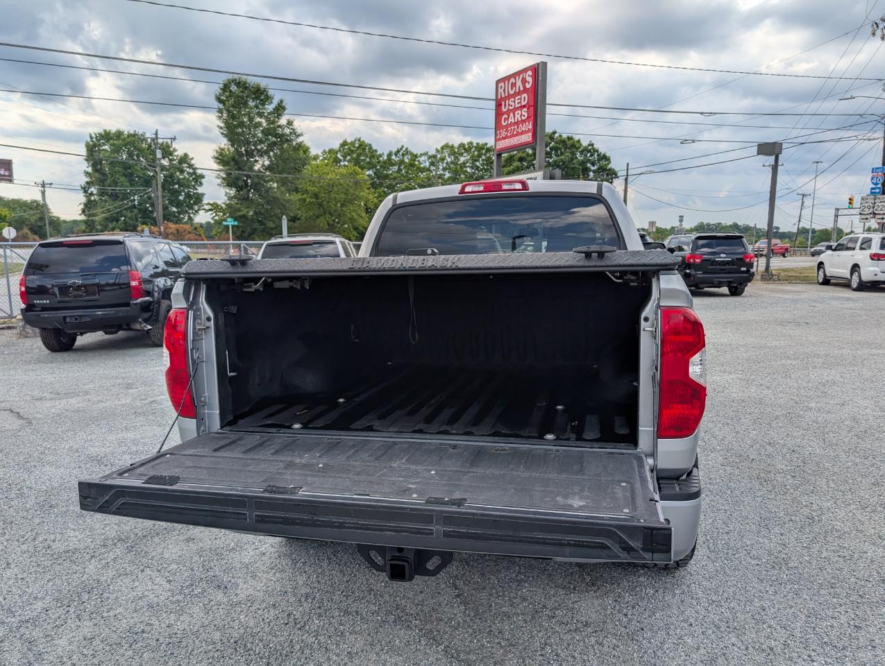 Toyota Tundra Limited CrewMax 4WD 2017