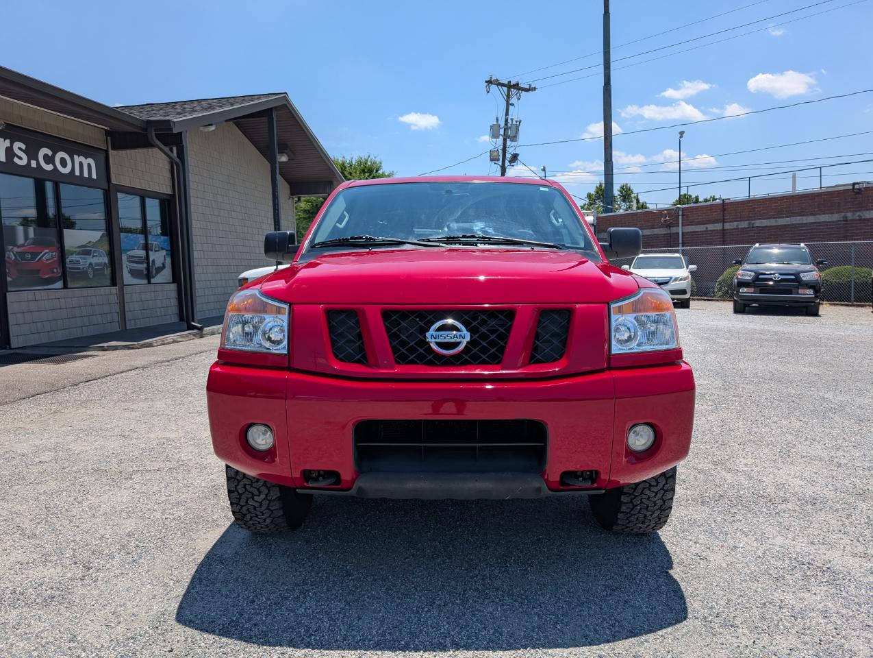 Nissan Titan PRO-4X Crew Cab 4WD 2012