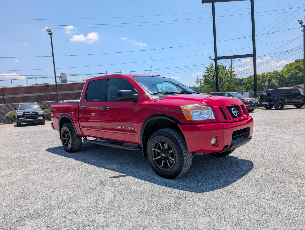 Nissan Titan PRO-4X Crew Cab 4WD 2012