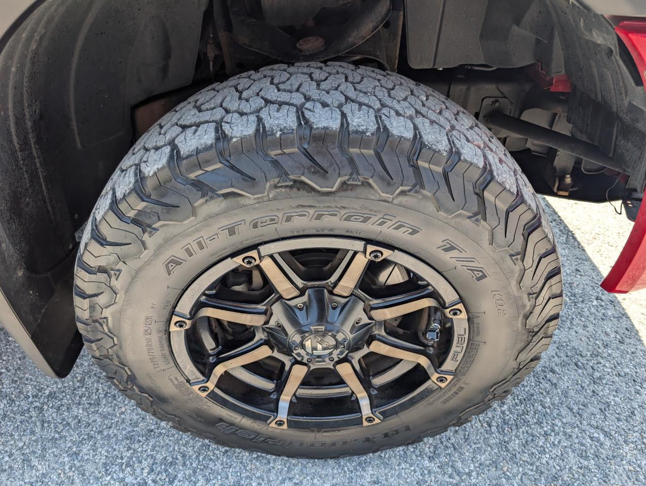 Nissan Titan PRO-4X Crew Cab 4WD 2012