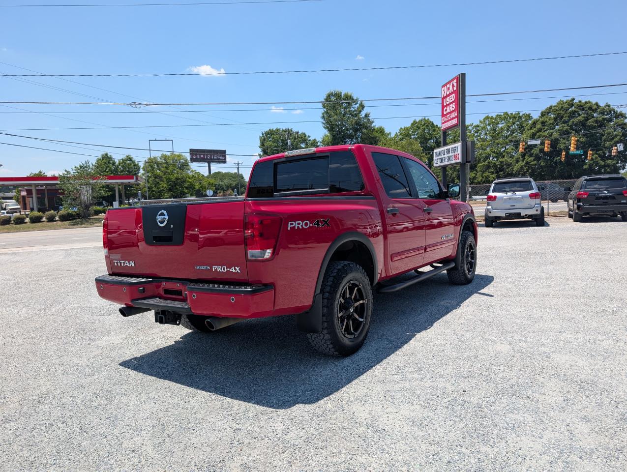 Nissan Titan PRO-4X Crew Cab 4WD 2012