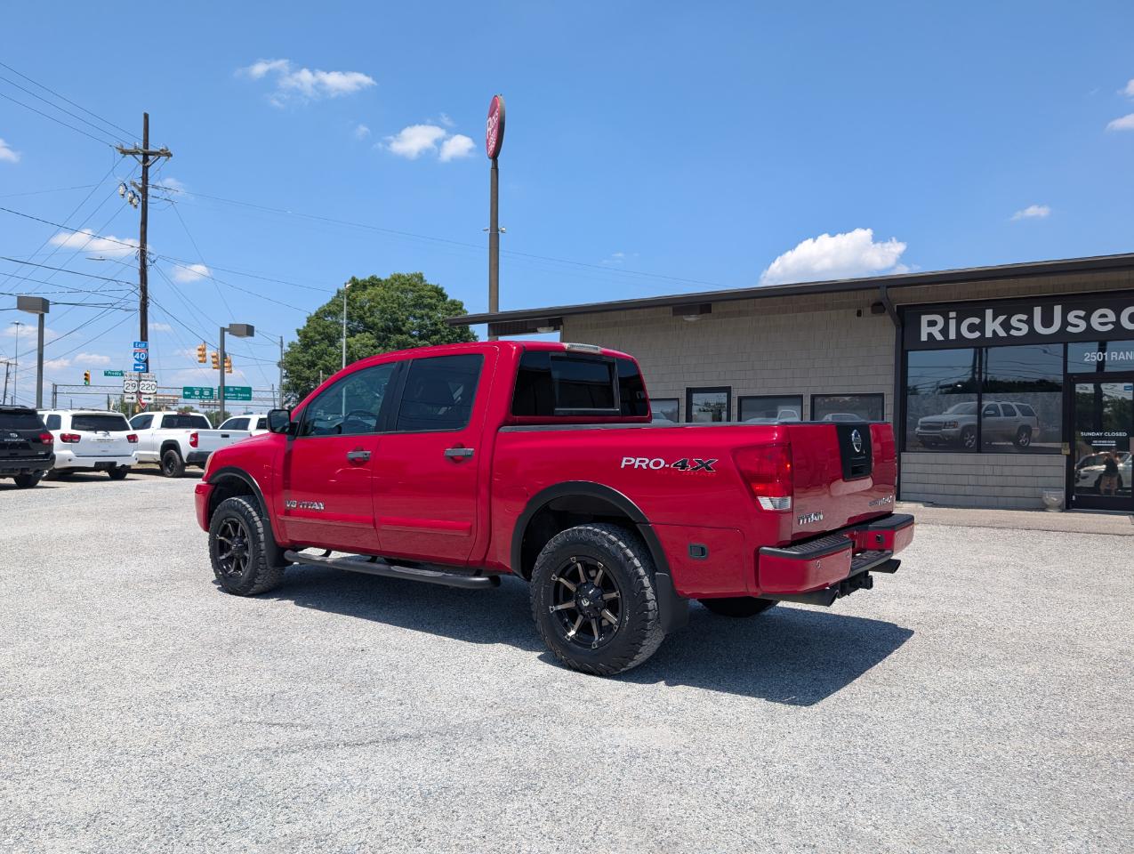 Nissan Titan PRO-4X Crew Cab 4WD 2012