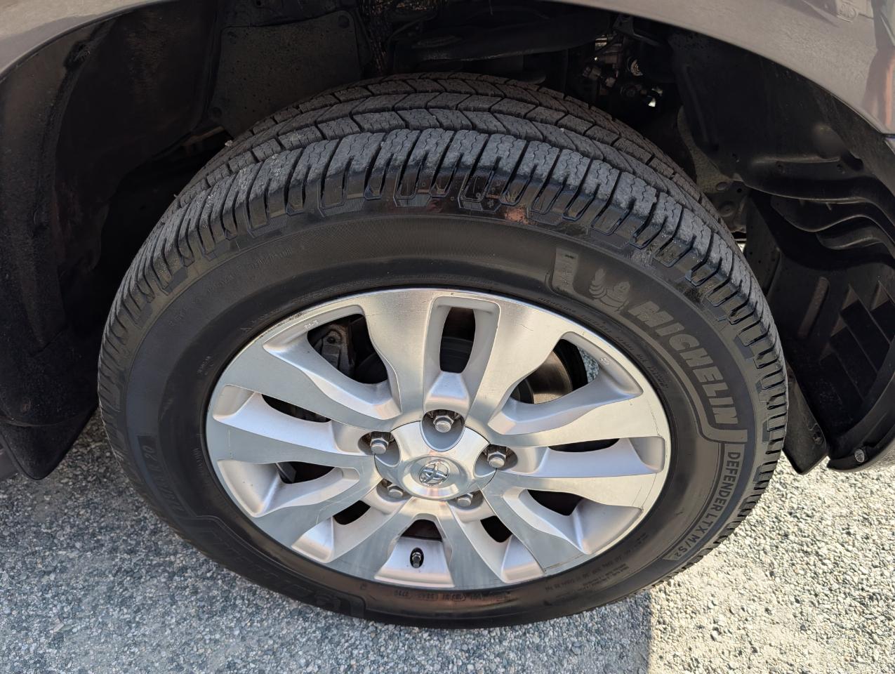 Toyota Sequoia Platinum 2014