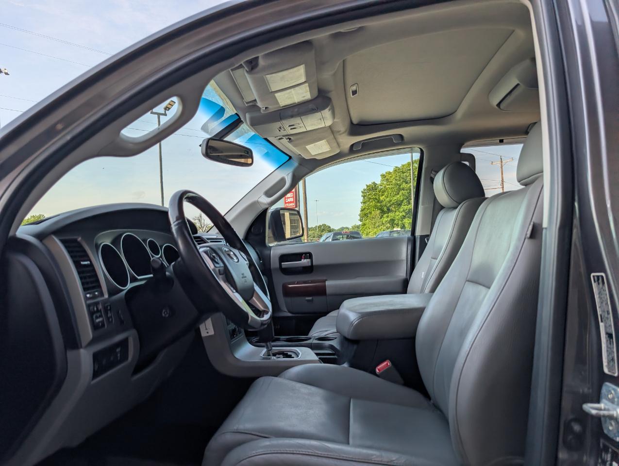 Toyota Sequoia Platinum 2014