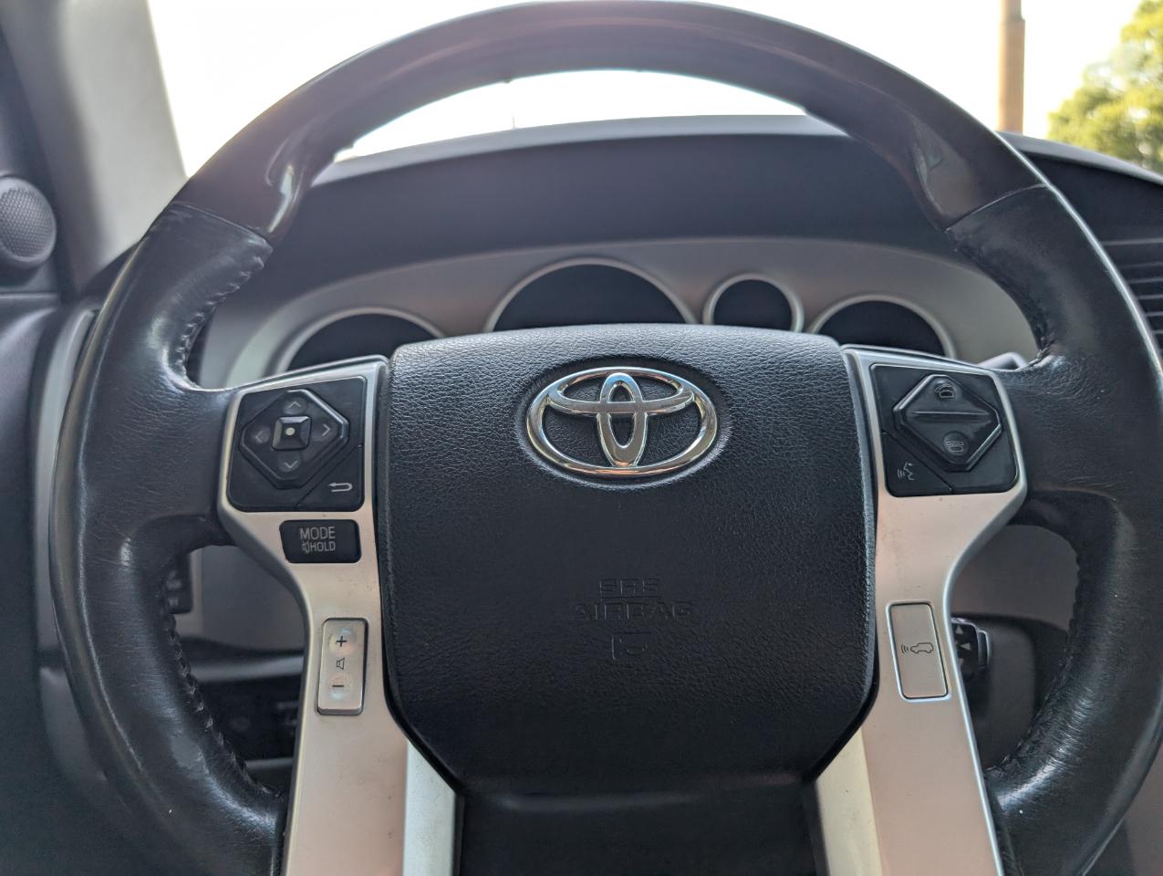 Toyota Sequoia Platinum 2014