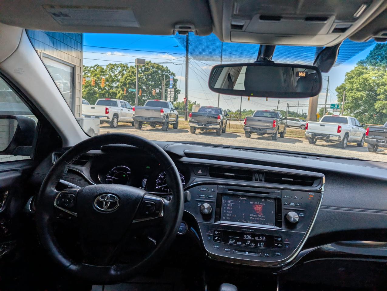 Toyota Avalon Hybrid XLE Touring 2015
