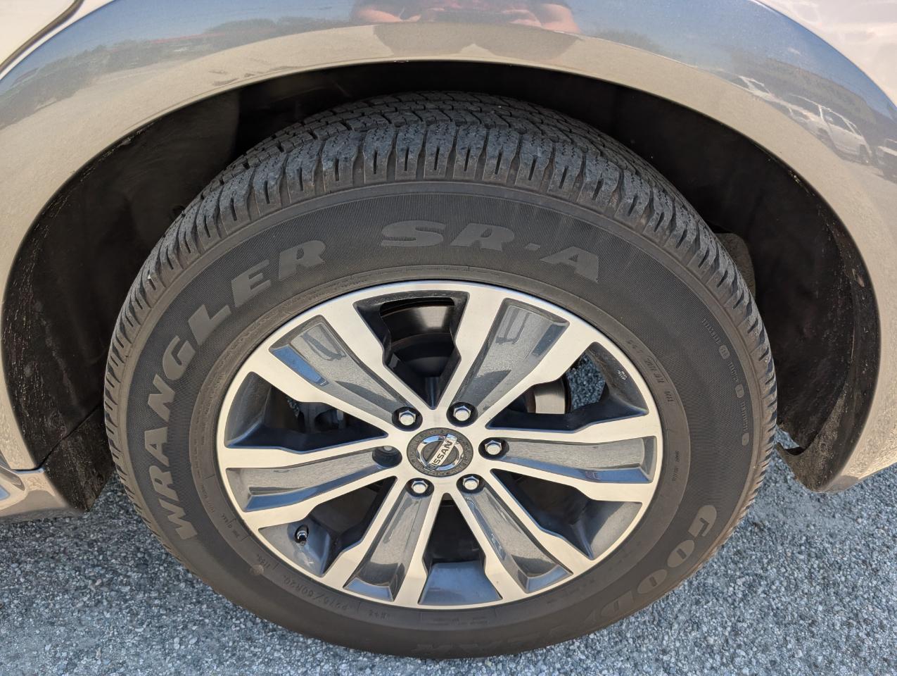 Nissan Armada SL 2020