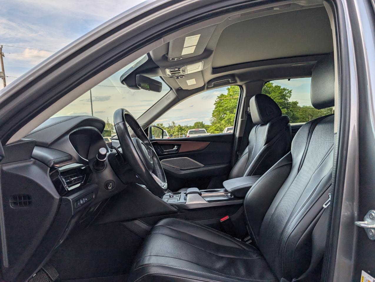 Acura MDX  2022