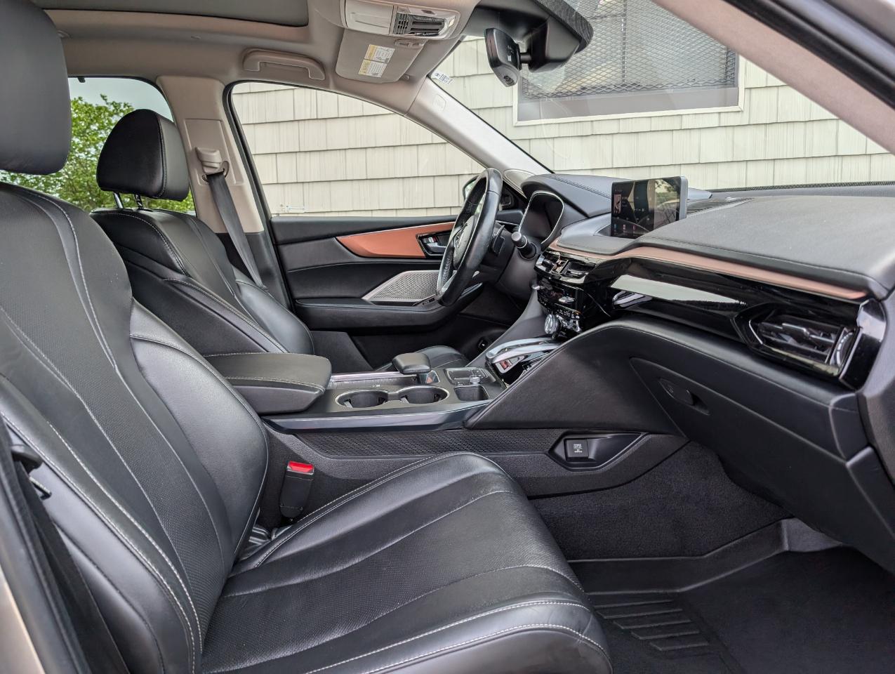 Acura MDX  2022
