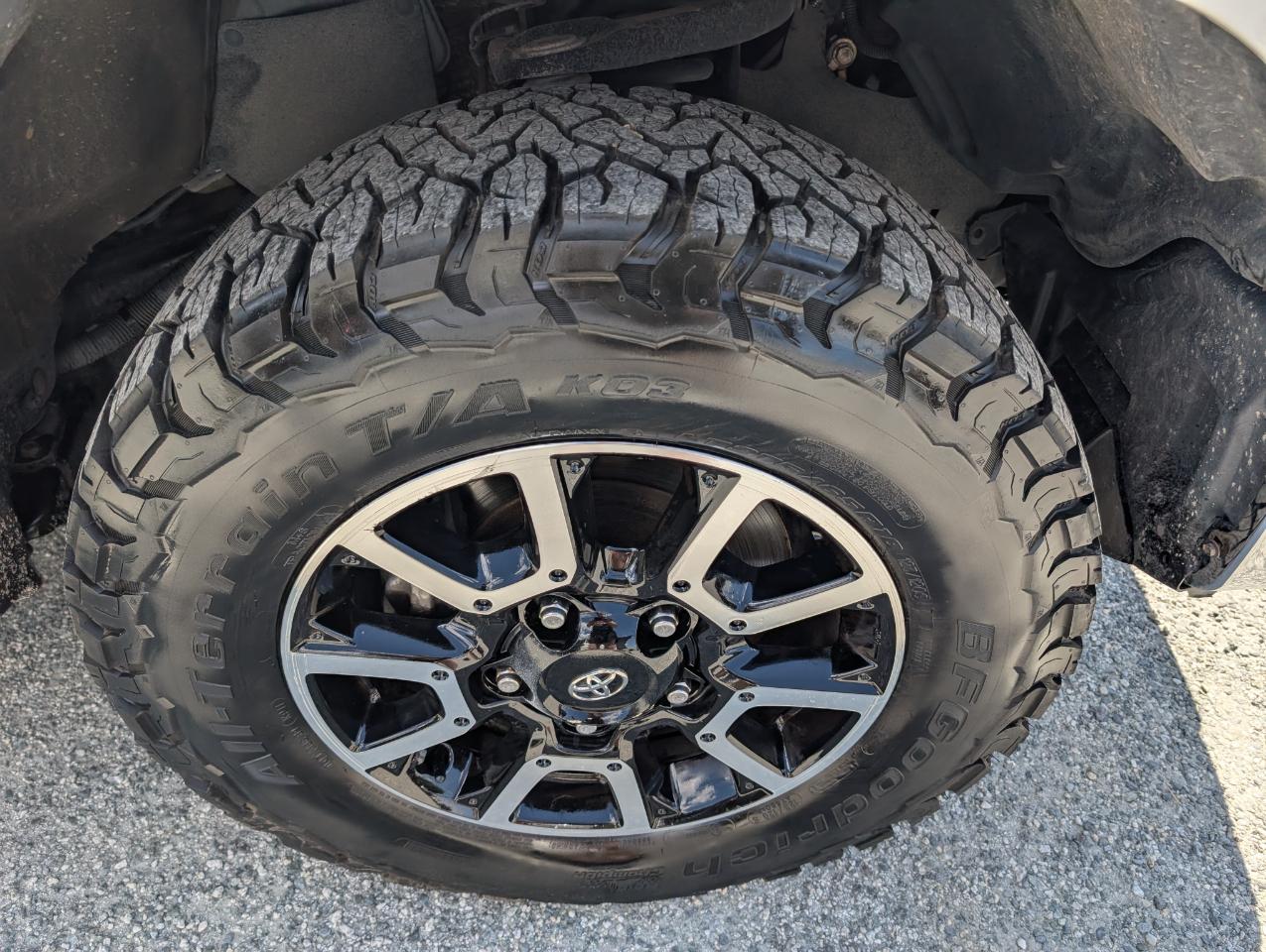 Toyota Tundra Limited CrewMax 4WD 2014