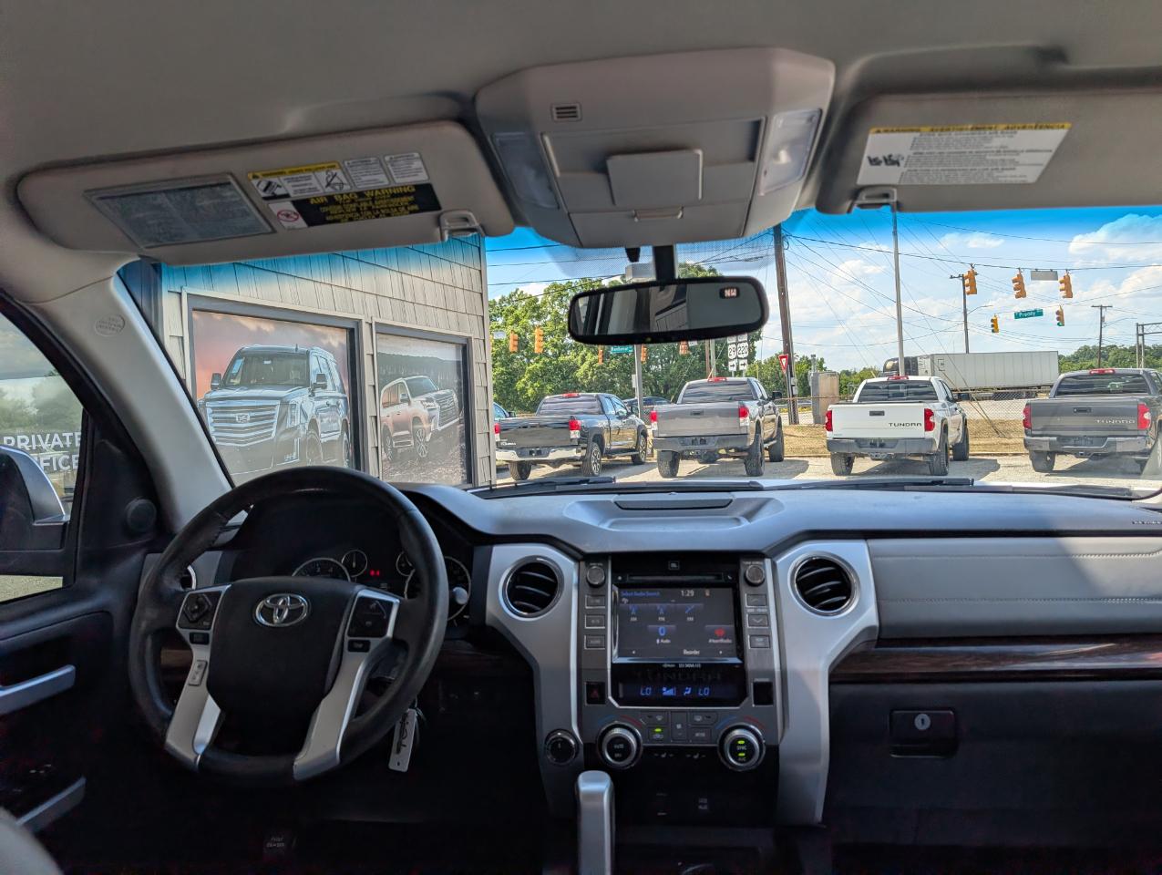 Toyota Tundra Limited CrewMax 4WD 2014