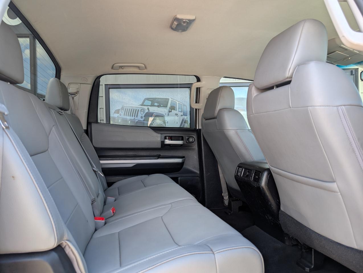 Toyota Tundra Limited CrewMax 4WD 2014