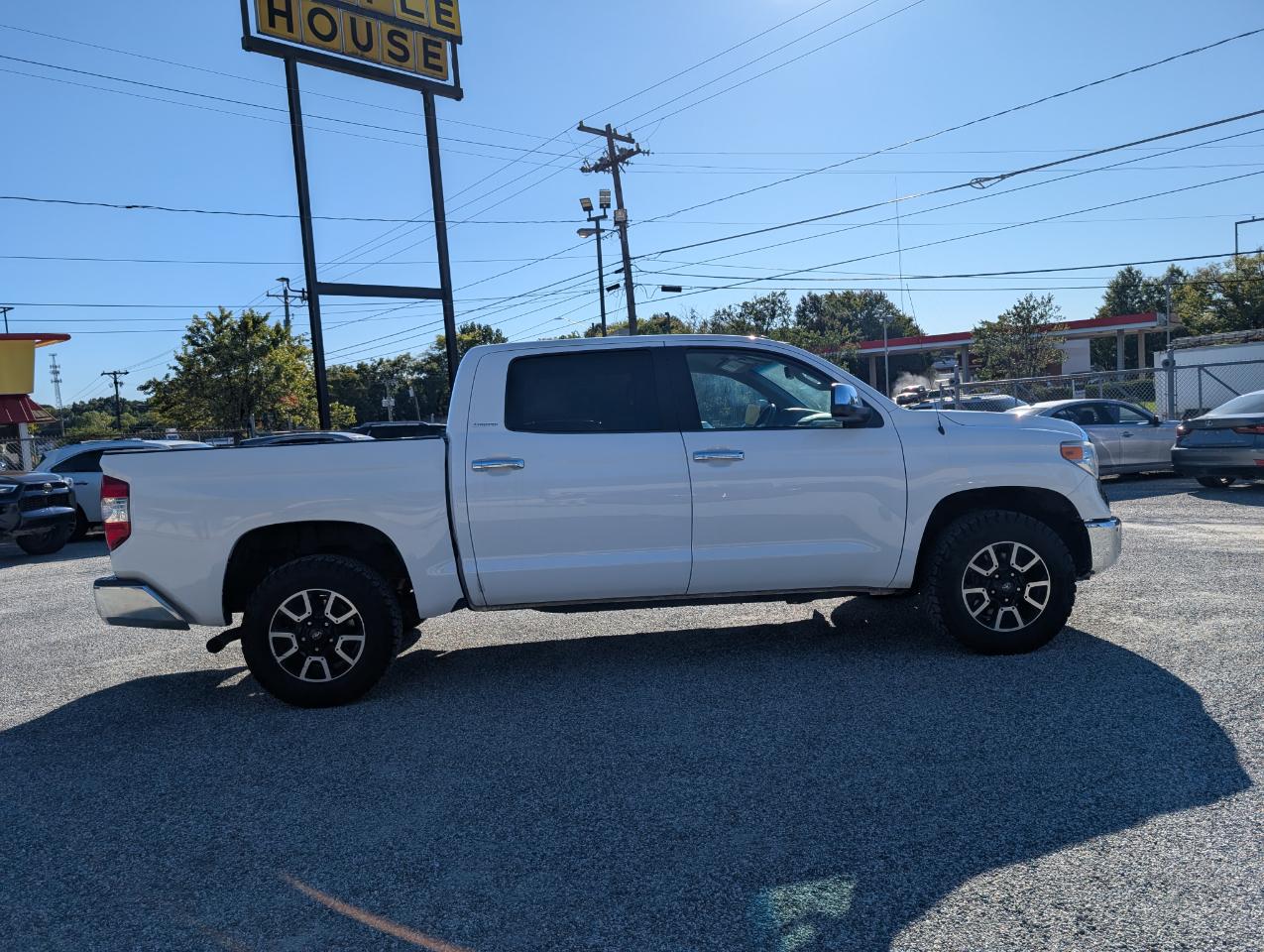 Toyota Tundra Limited CrewMax 4WD 2014