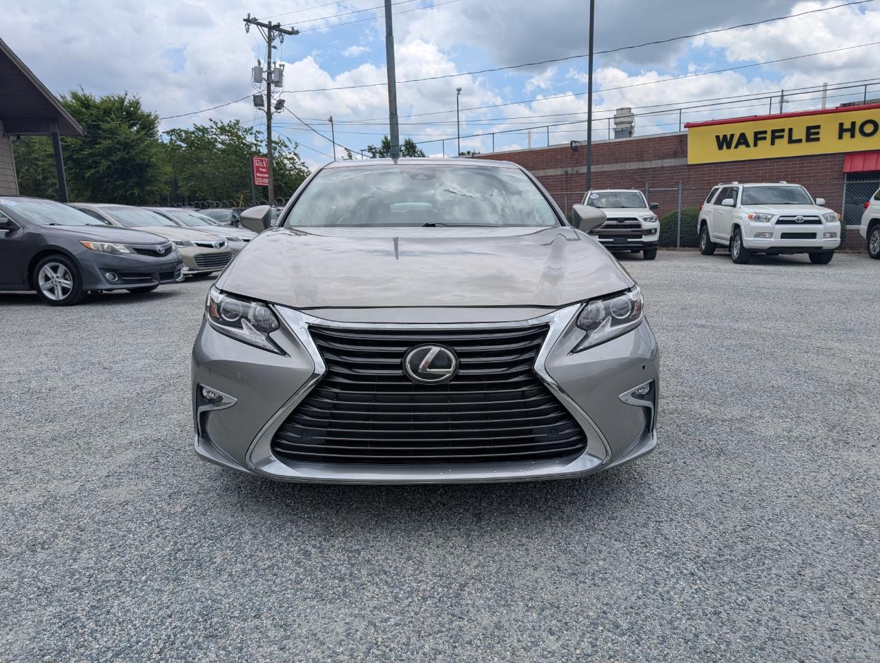 Lexus ES  2017
