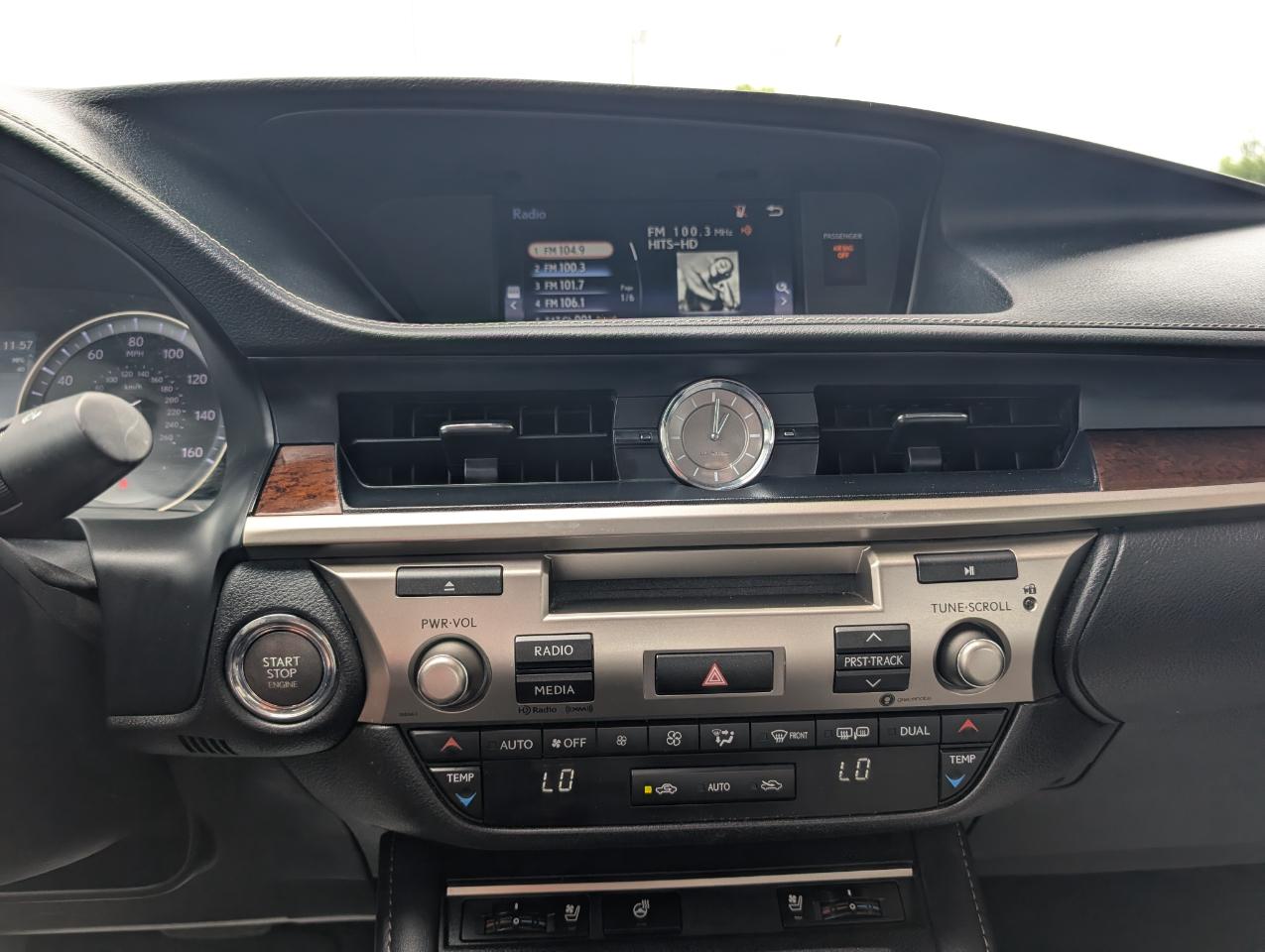 Lexus ES  2017