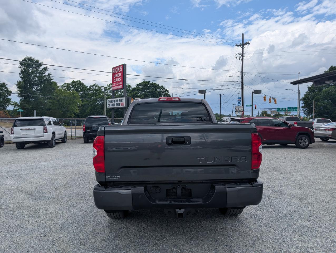 Toyota Tundra  2017