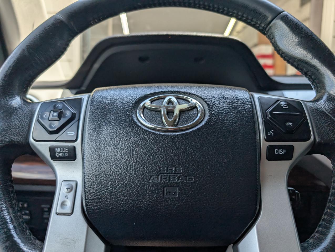Toyota Tundra  2017