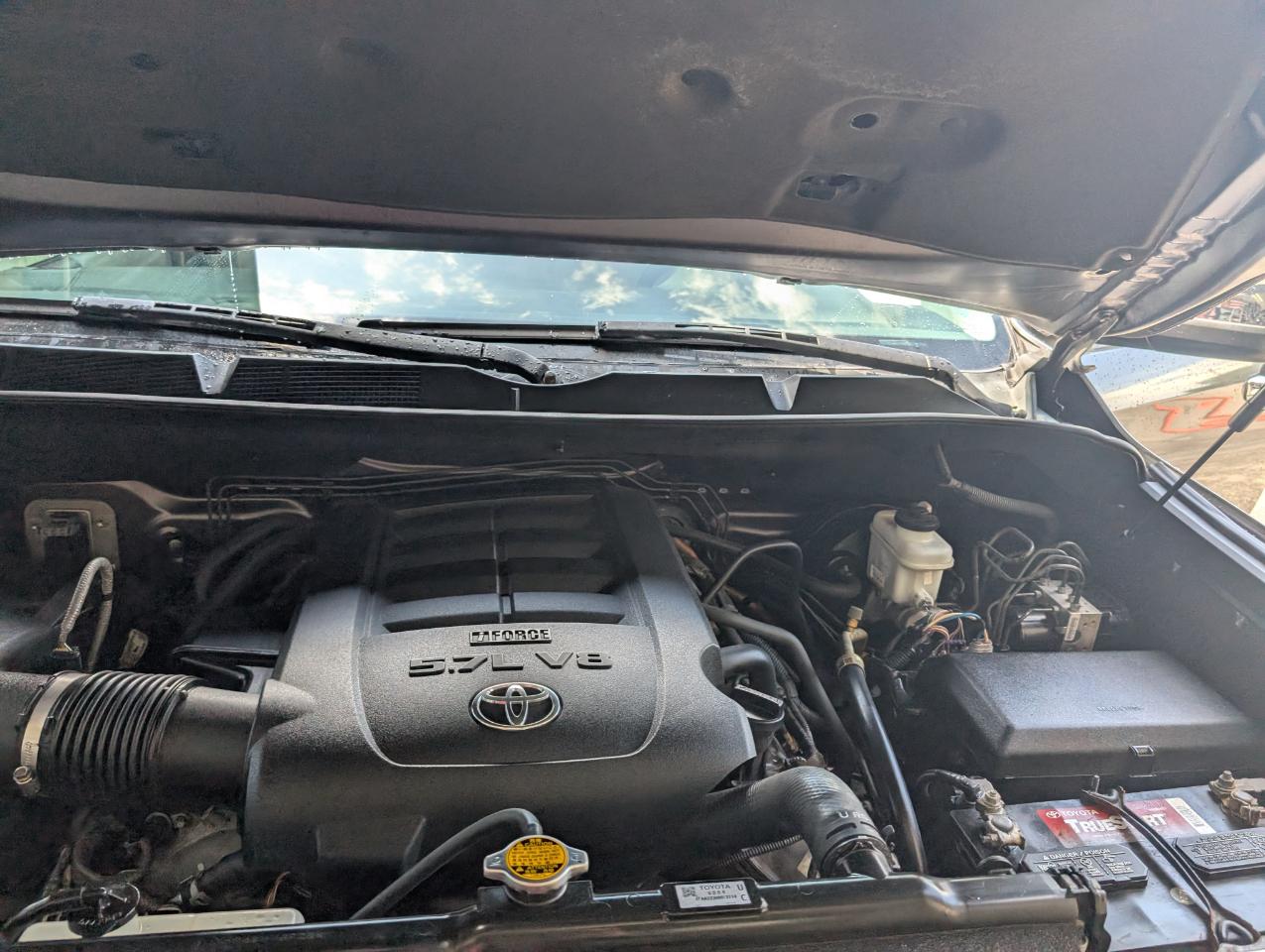 Toyota Tundra  2017