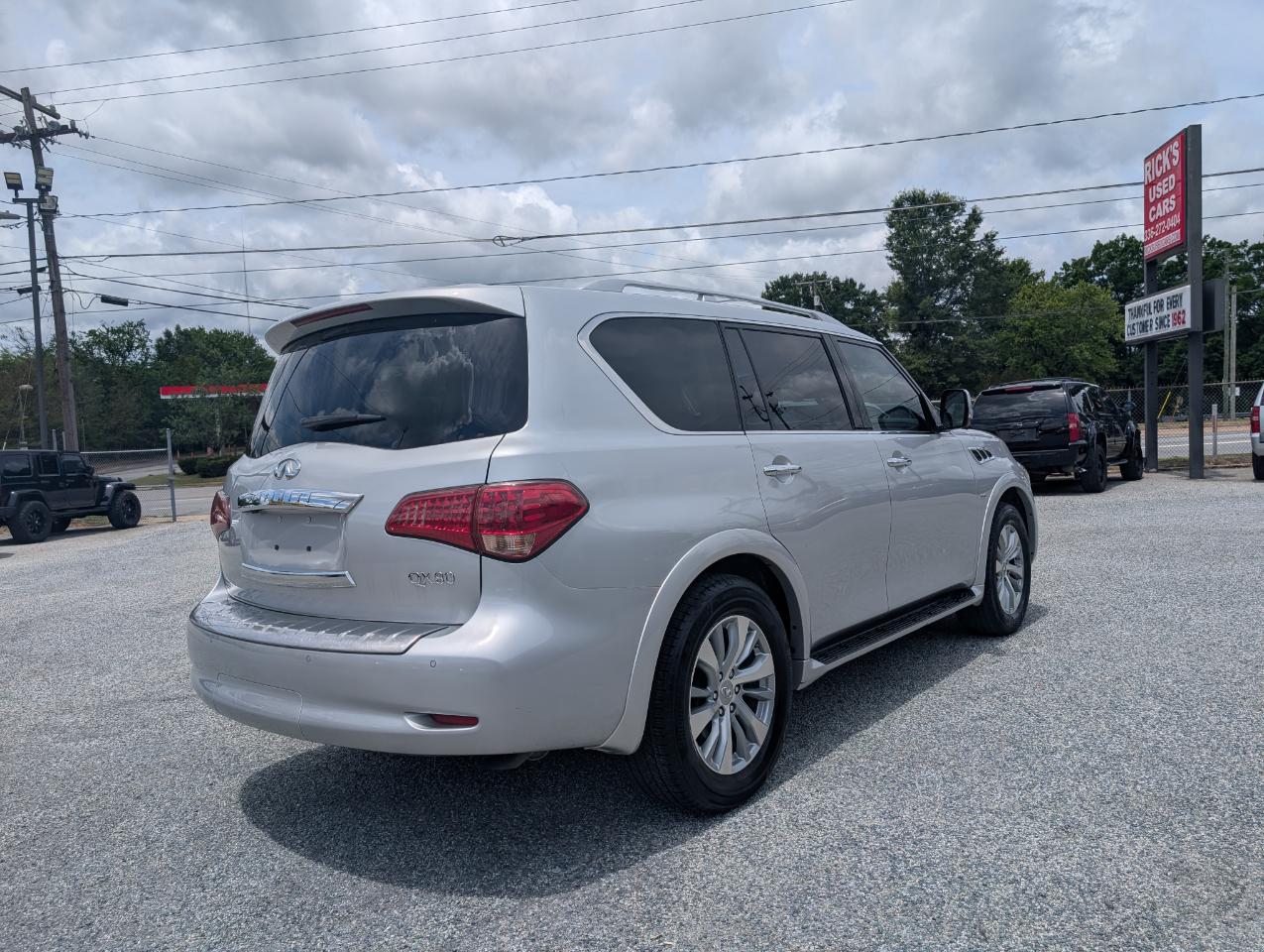 Infiniti QX80 RWD 2016