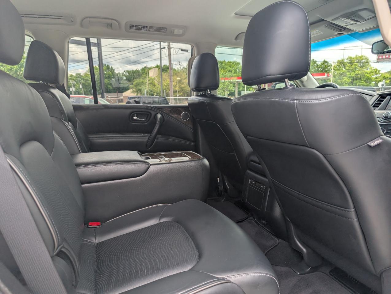 Infiniti QX80 RWD 2016