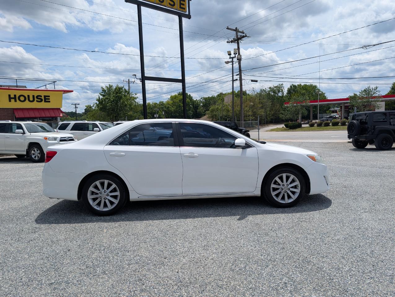Toyota Camry XLE 2014