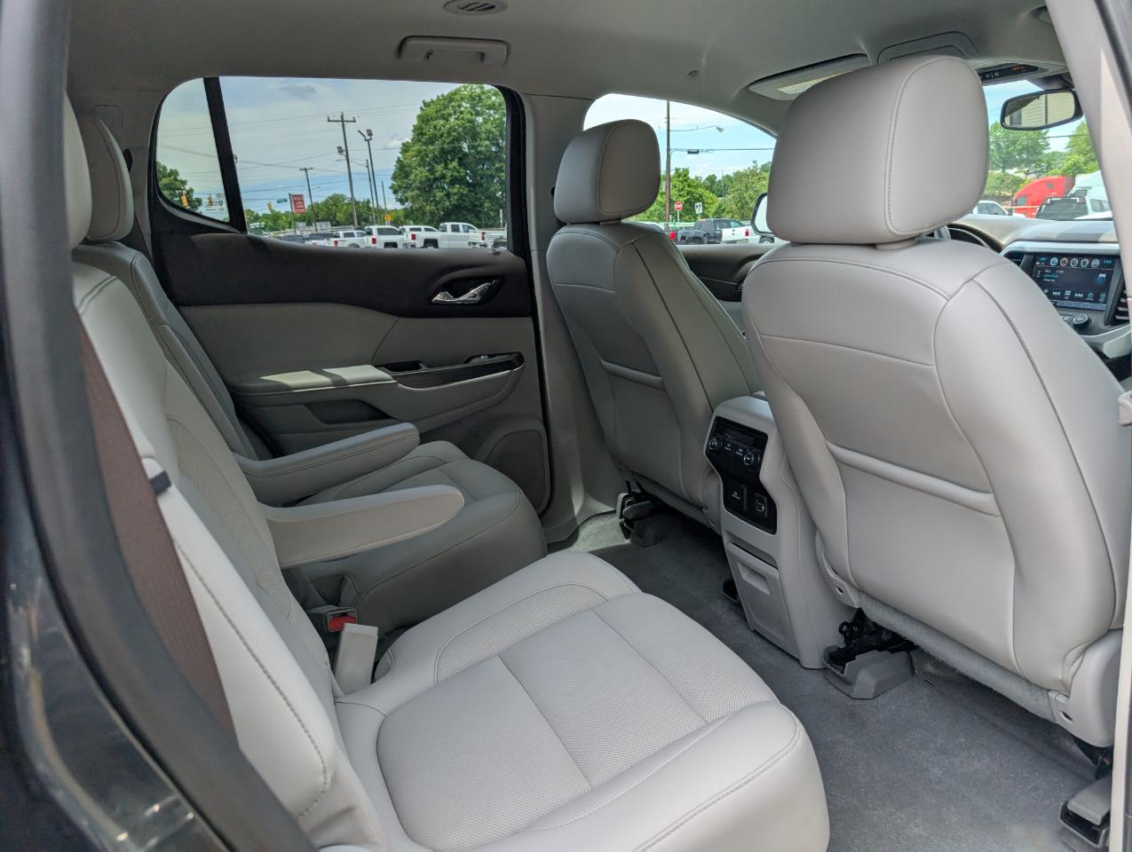 GMC Acadia SLT-1 2019