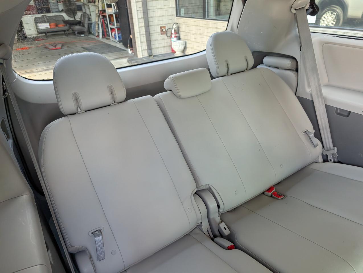 Toyota Sienna Limited Premium 7-Passenger 2020