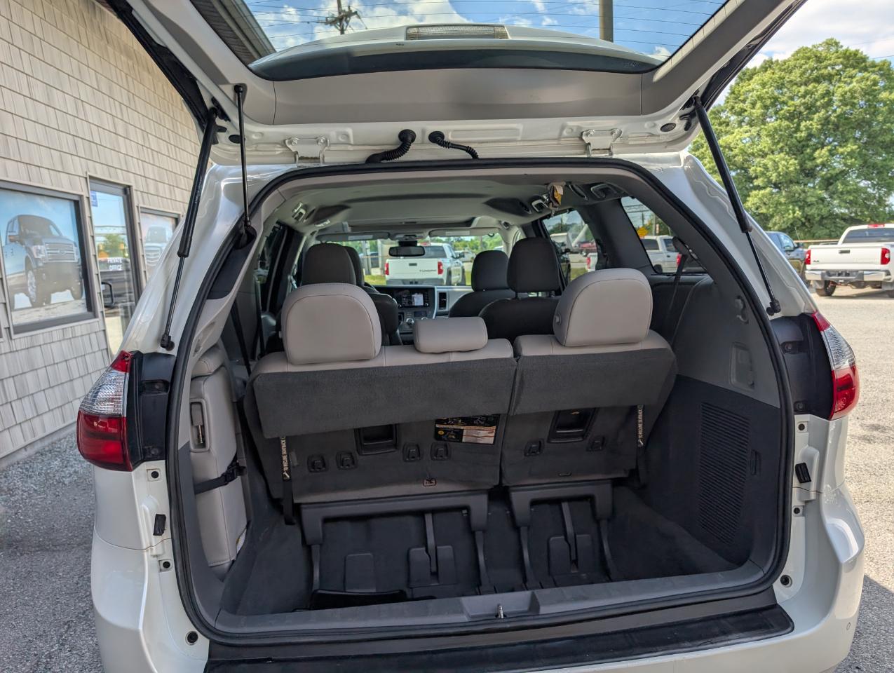 Toyota Sienna Limited Premium 7-Passenger 2020