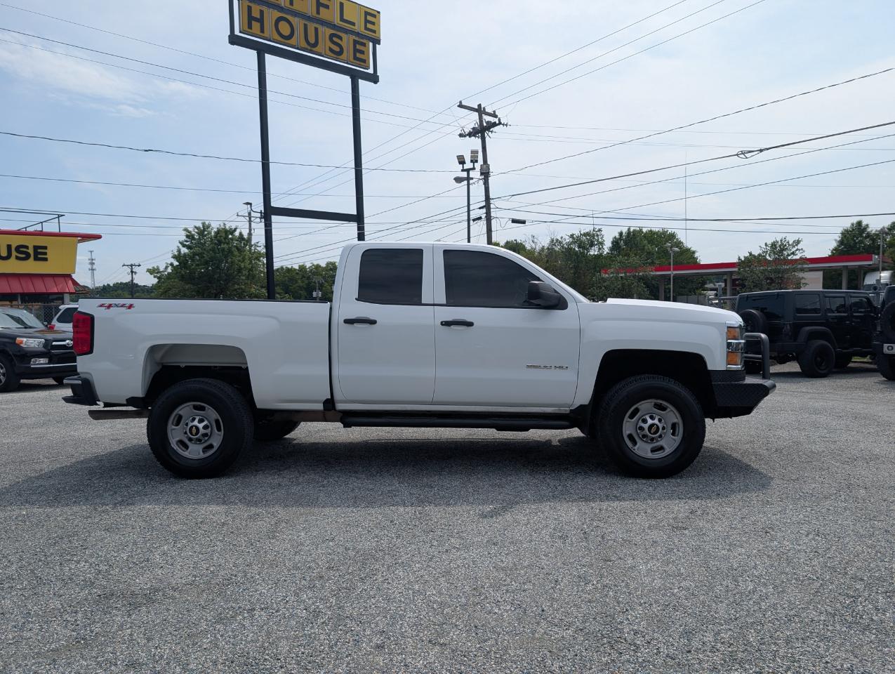 Chevrolet Silverado 2500HD Work Truck Double Cab 4WD 2017
