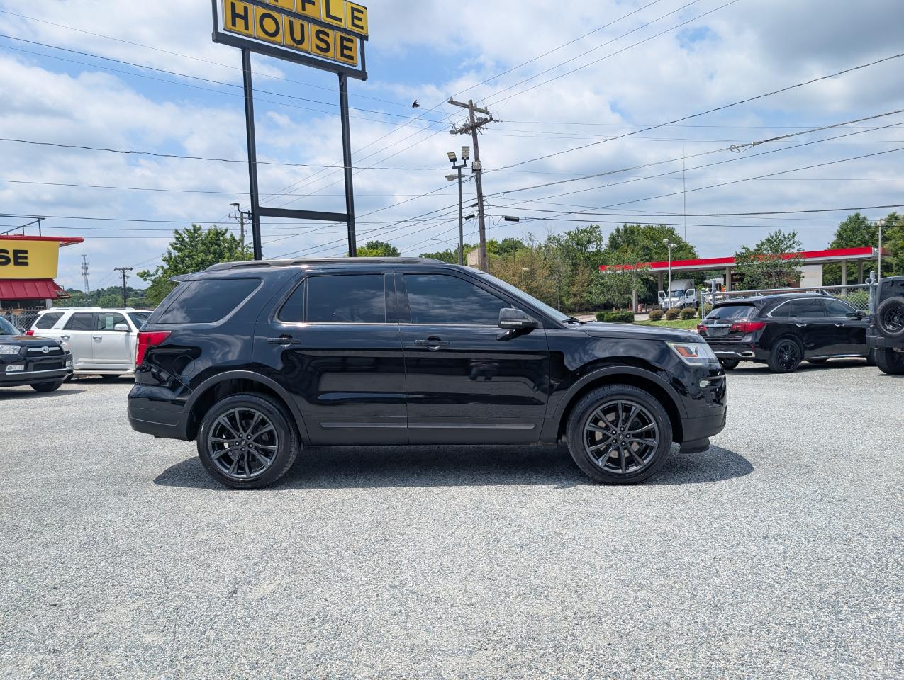 Ford Explorer XLT 4WD 2018