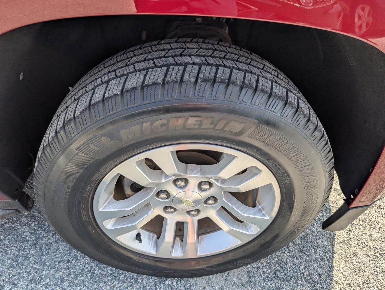 Chevrolet Suburban LS 2018