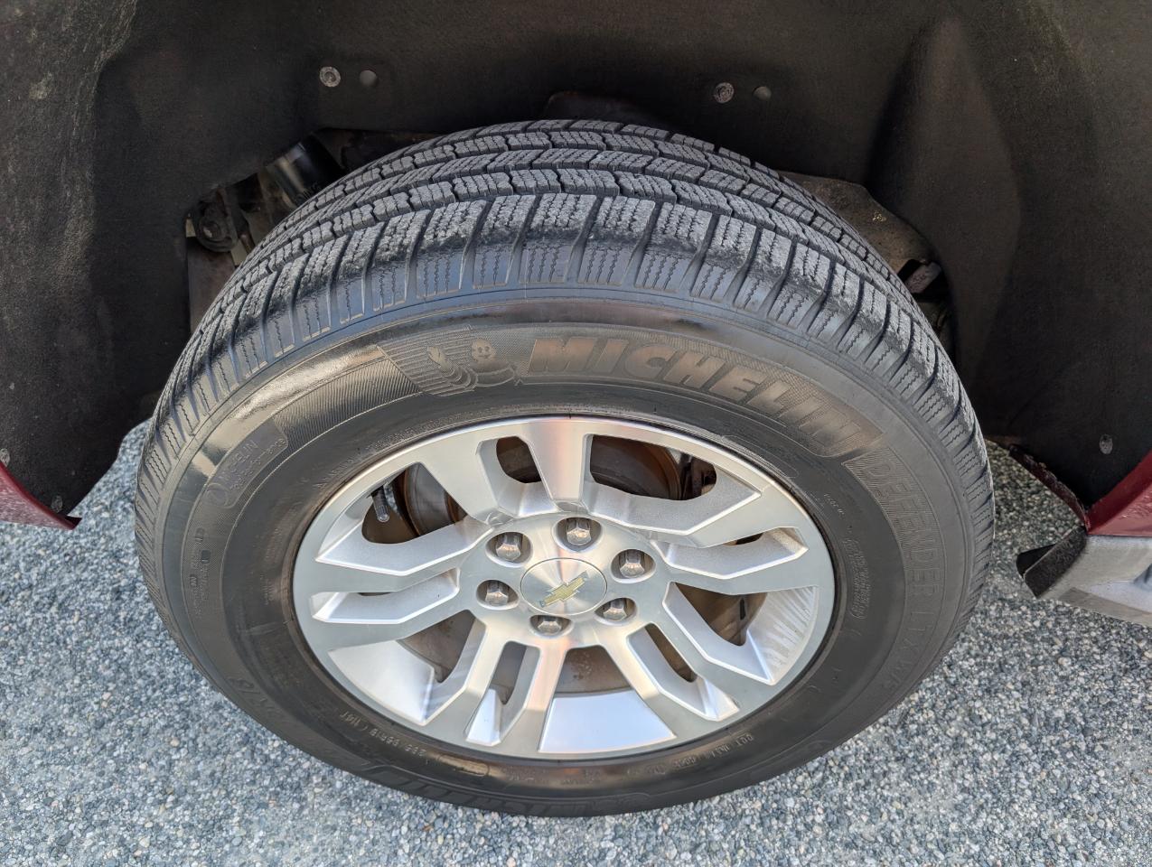 Chevrolet Suburban LS 2018