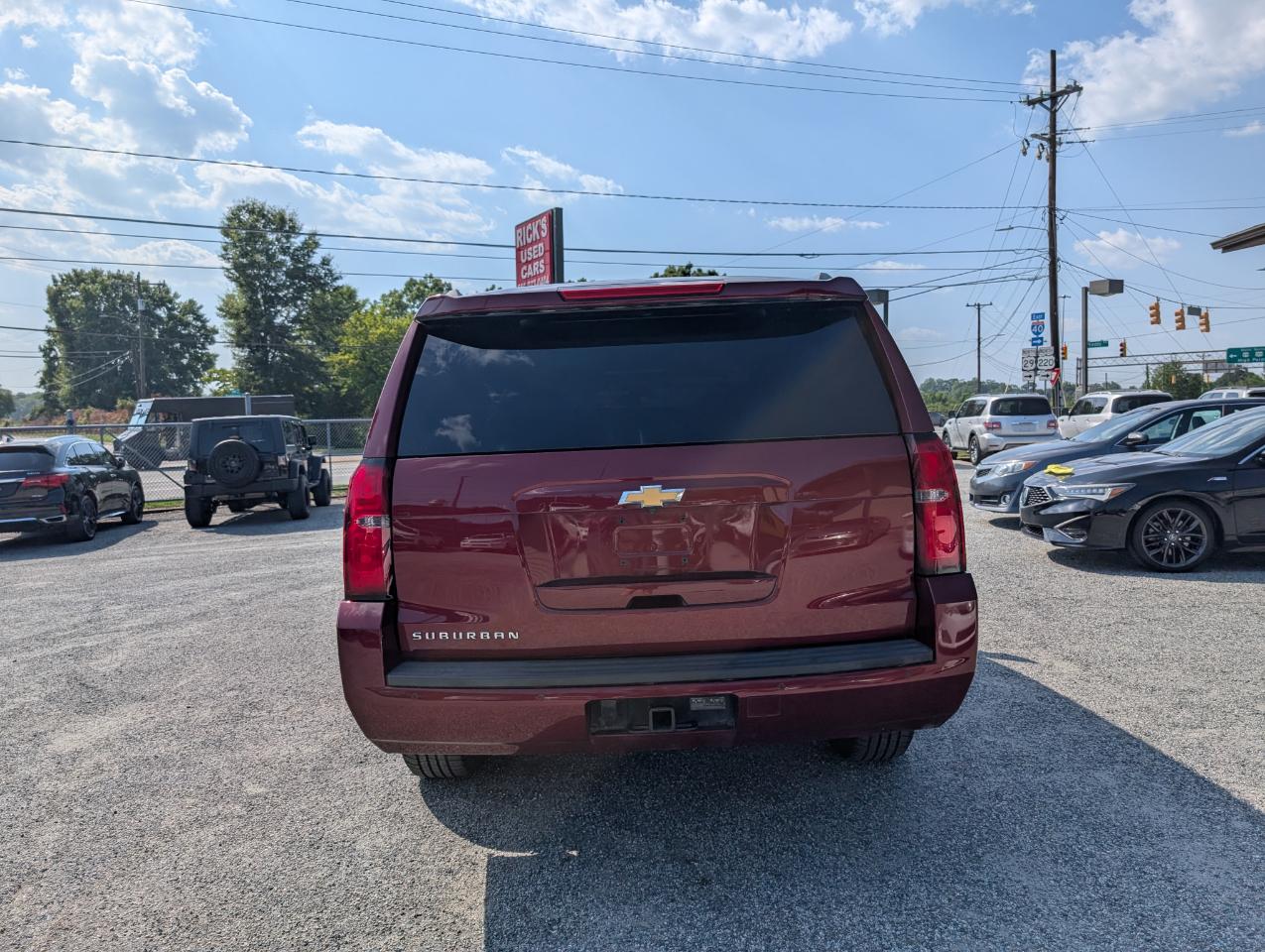 Chevrolet Suburban LS 2018