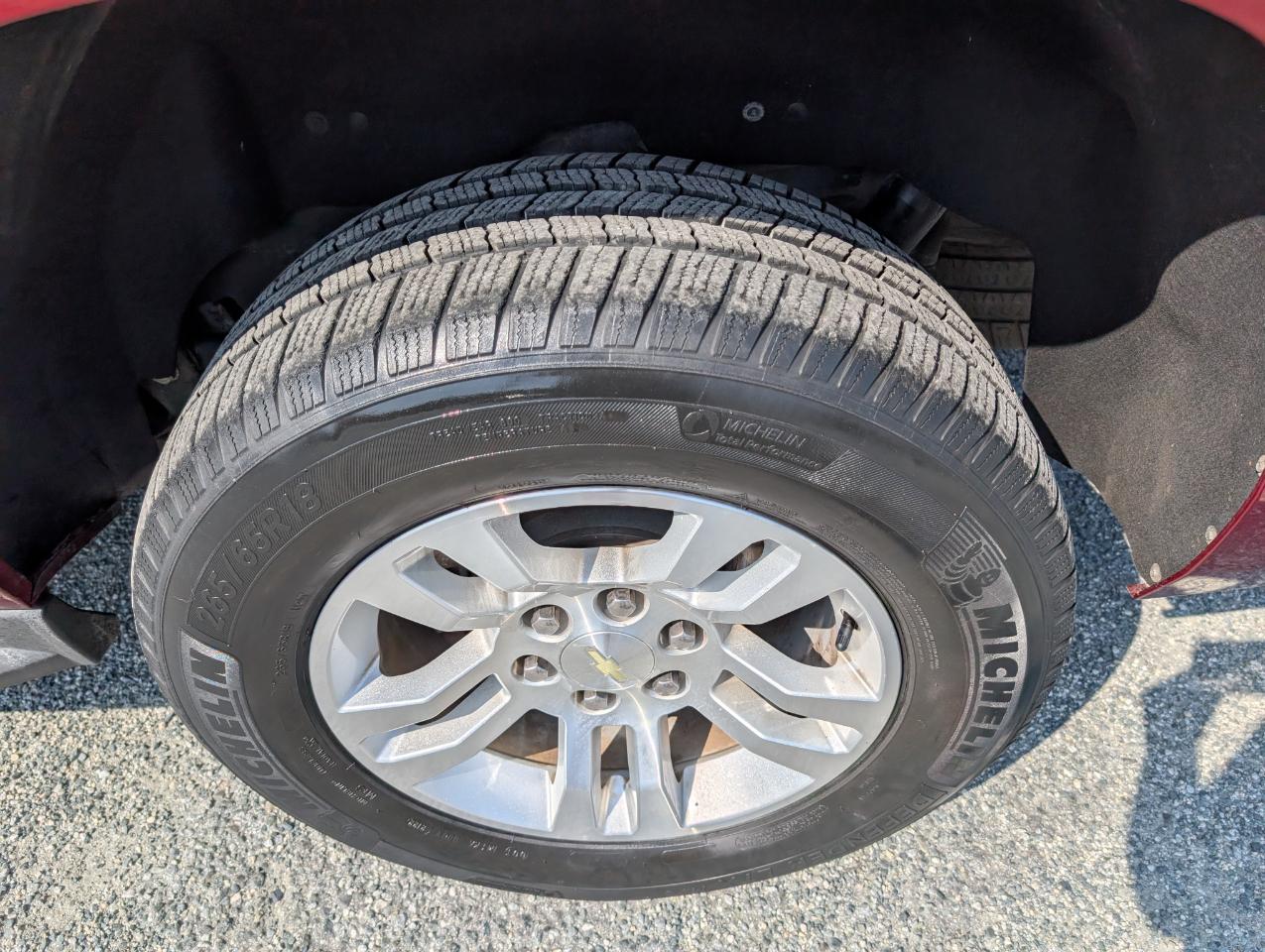 Chevrolet Suburban LS 2018