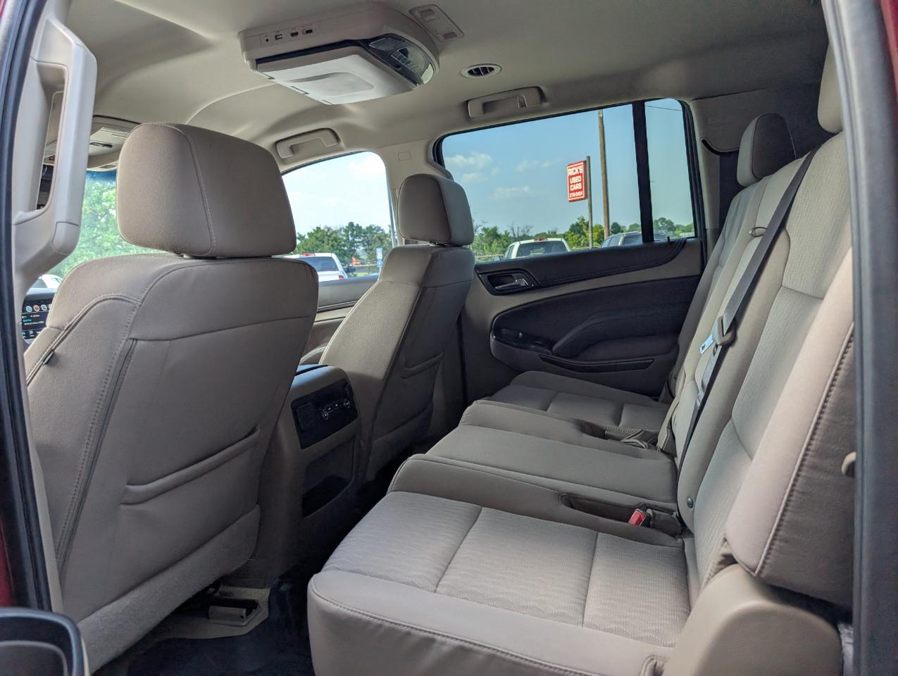 Chevrolet Suburban LS 2018