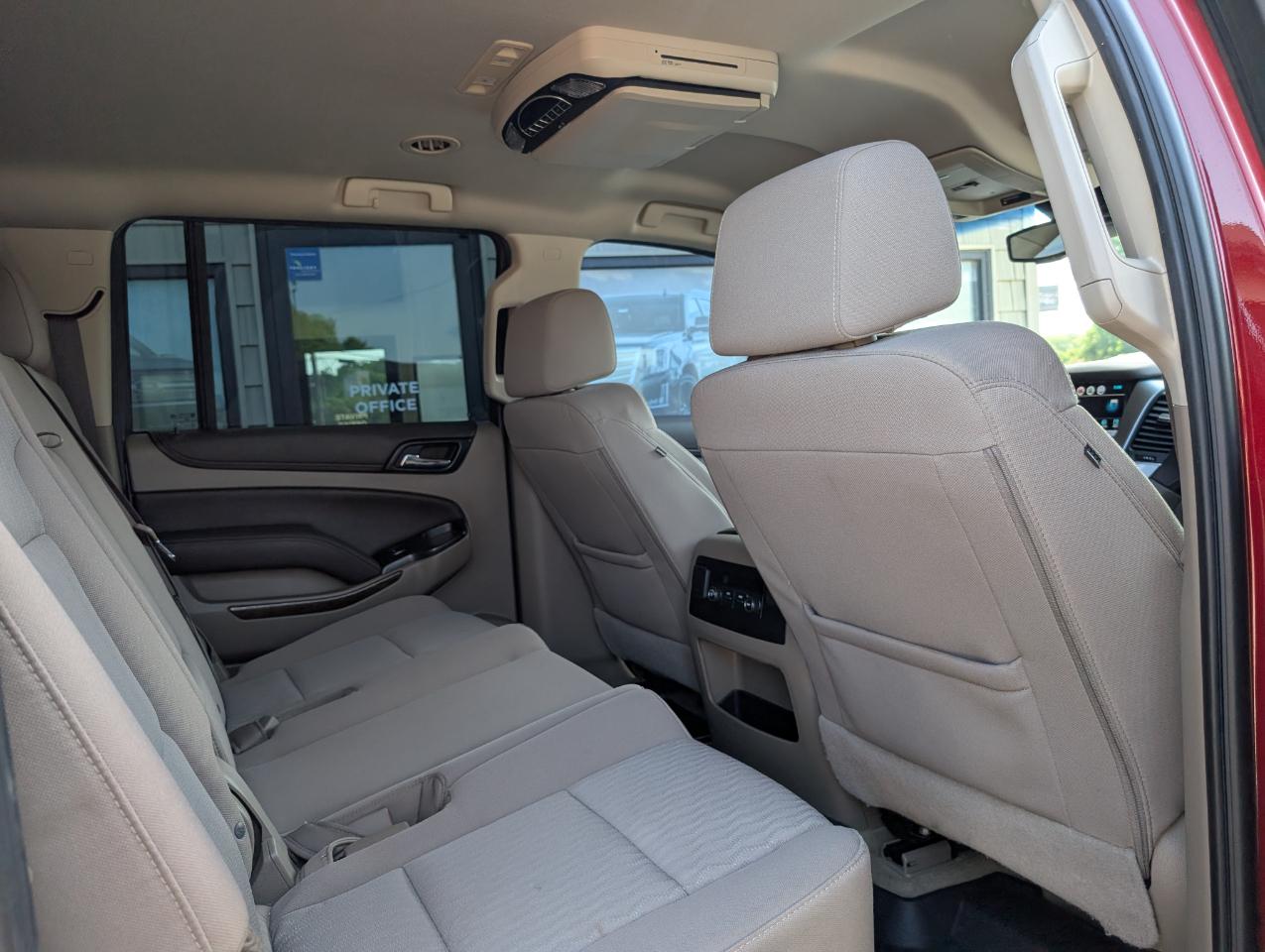 Chevrolet Suburban LS 2018