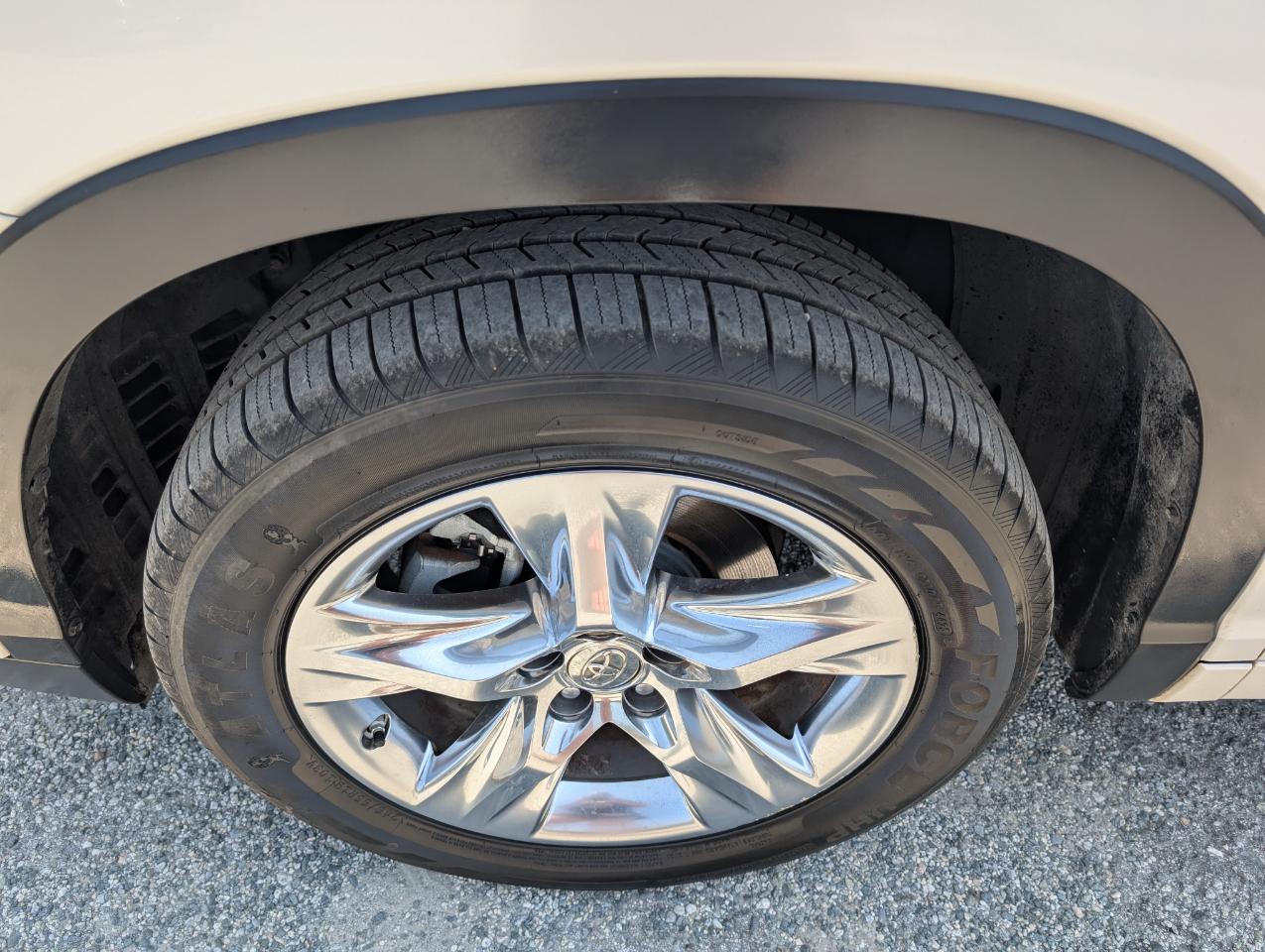 Toyota Highlander Limited 2015