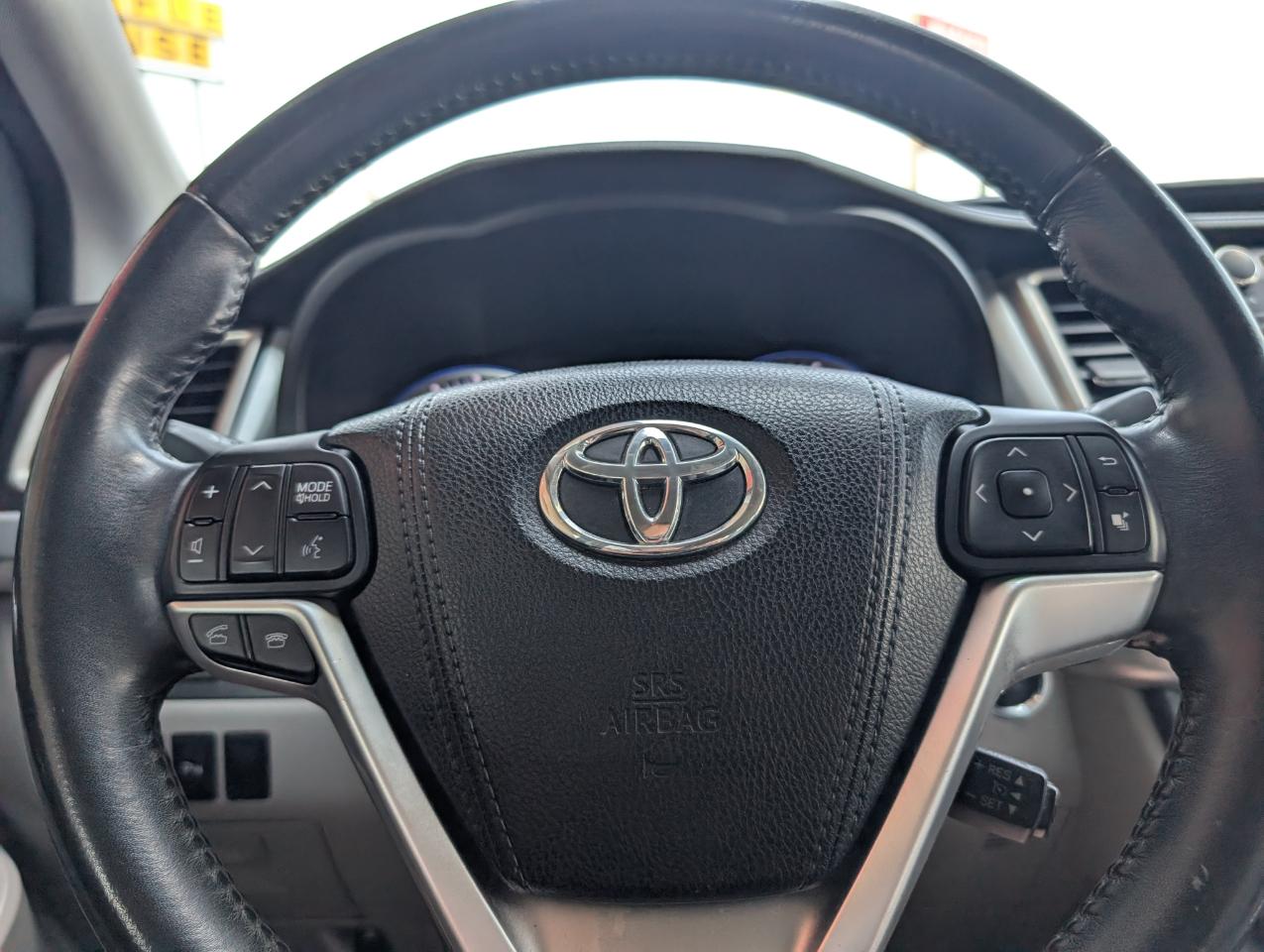 Toyota Highlander Limited 2015