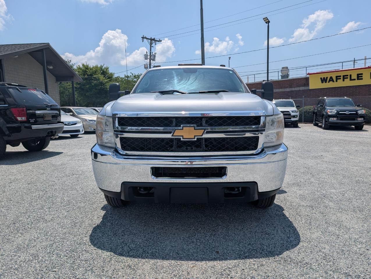 Chevrolet Silverado 3500HD Work Truck Crew Cab 4WD 2013