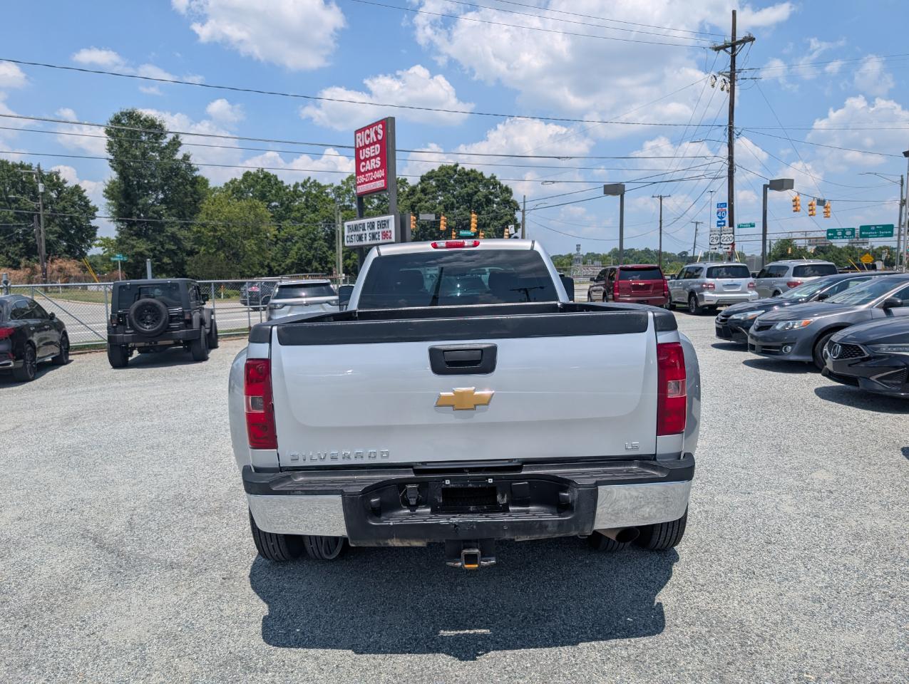 Chevrolet Silverado 3500HD Work Truck Crew Cab 4WD 2013
