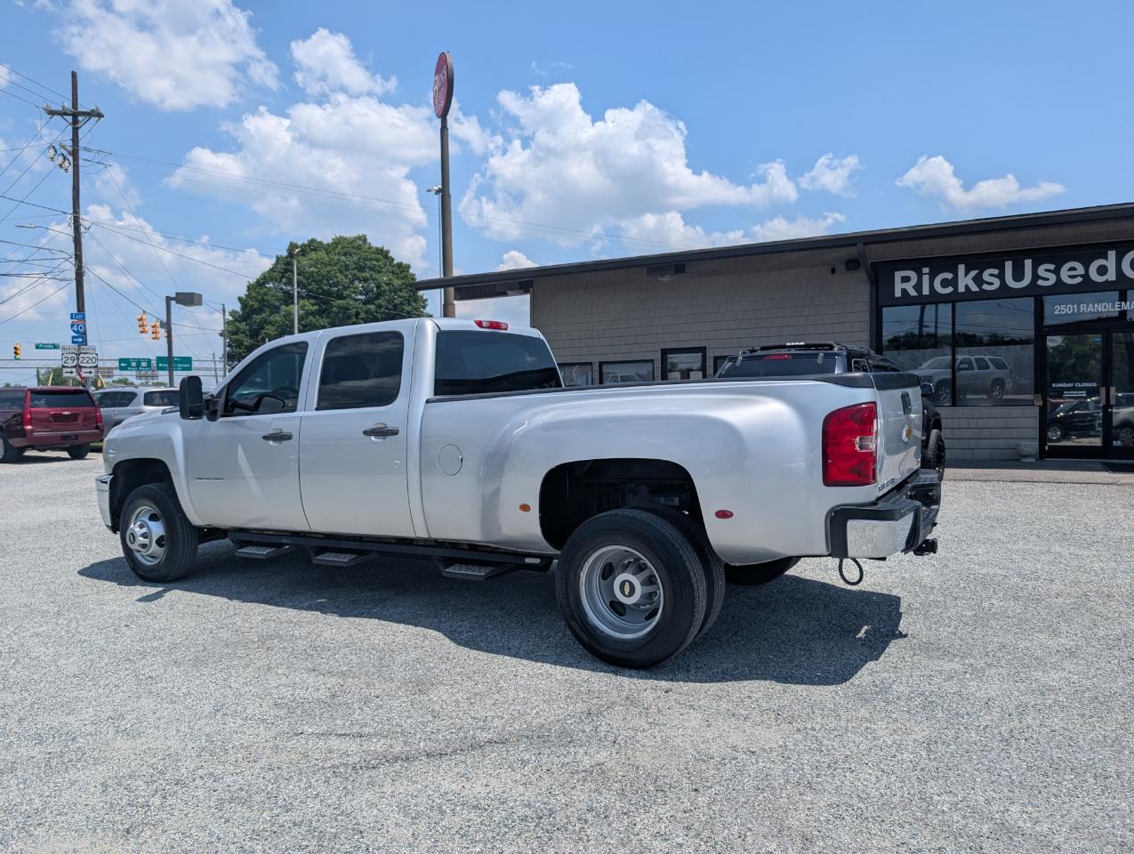 Chevrolet Silverado 3500HD Work Truck Crew Cab 4WD 2013