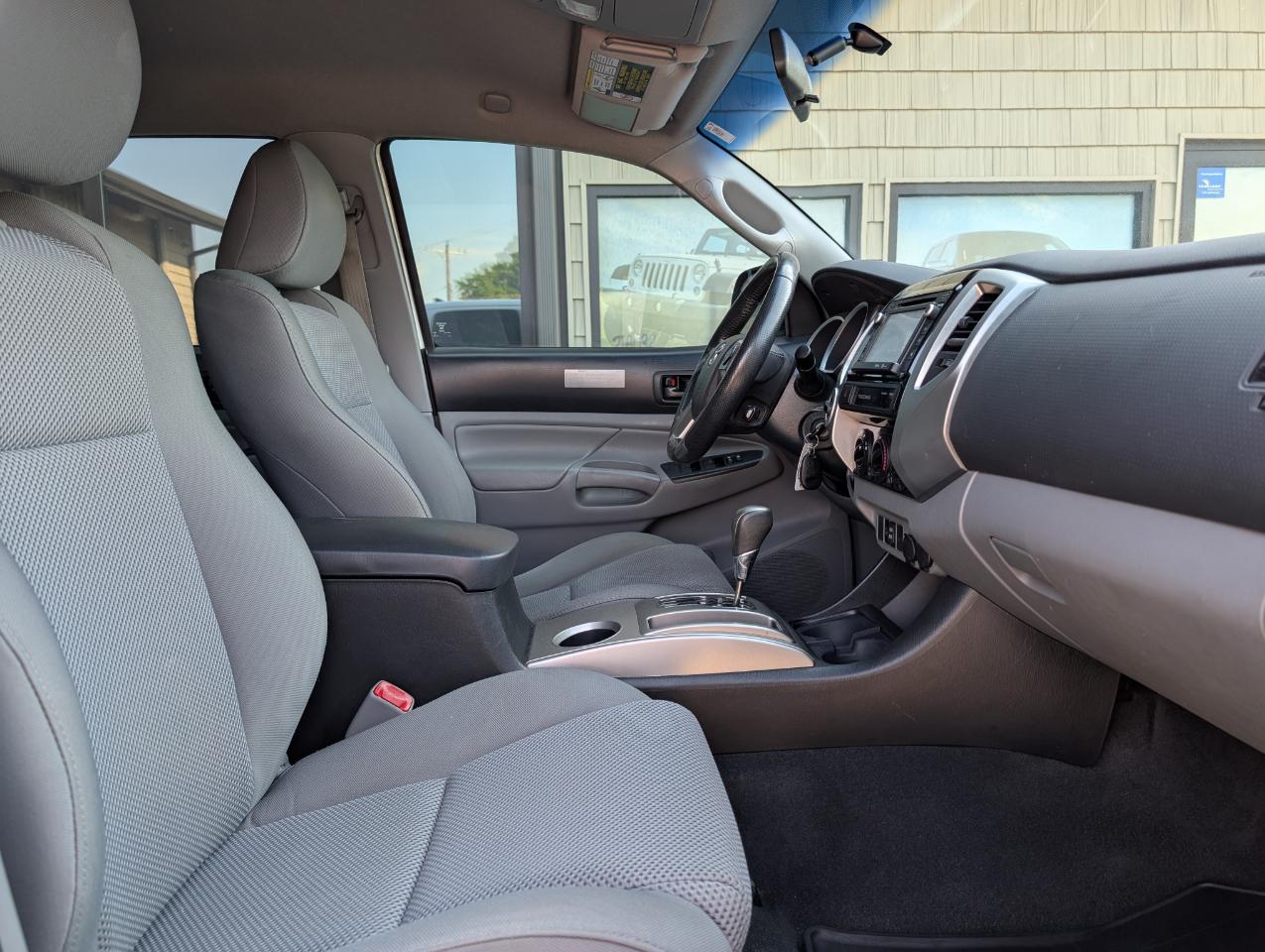 Toyota Tacoma Double Cab 4WD 2015