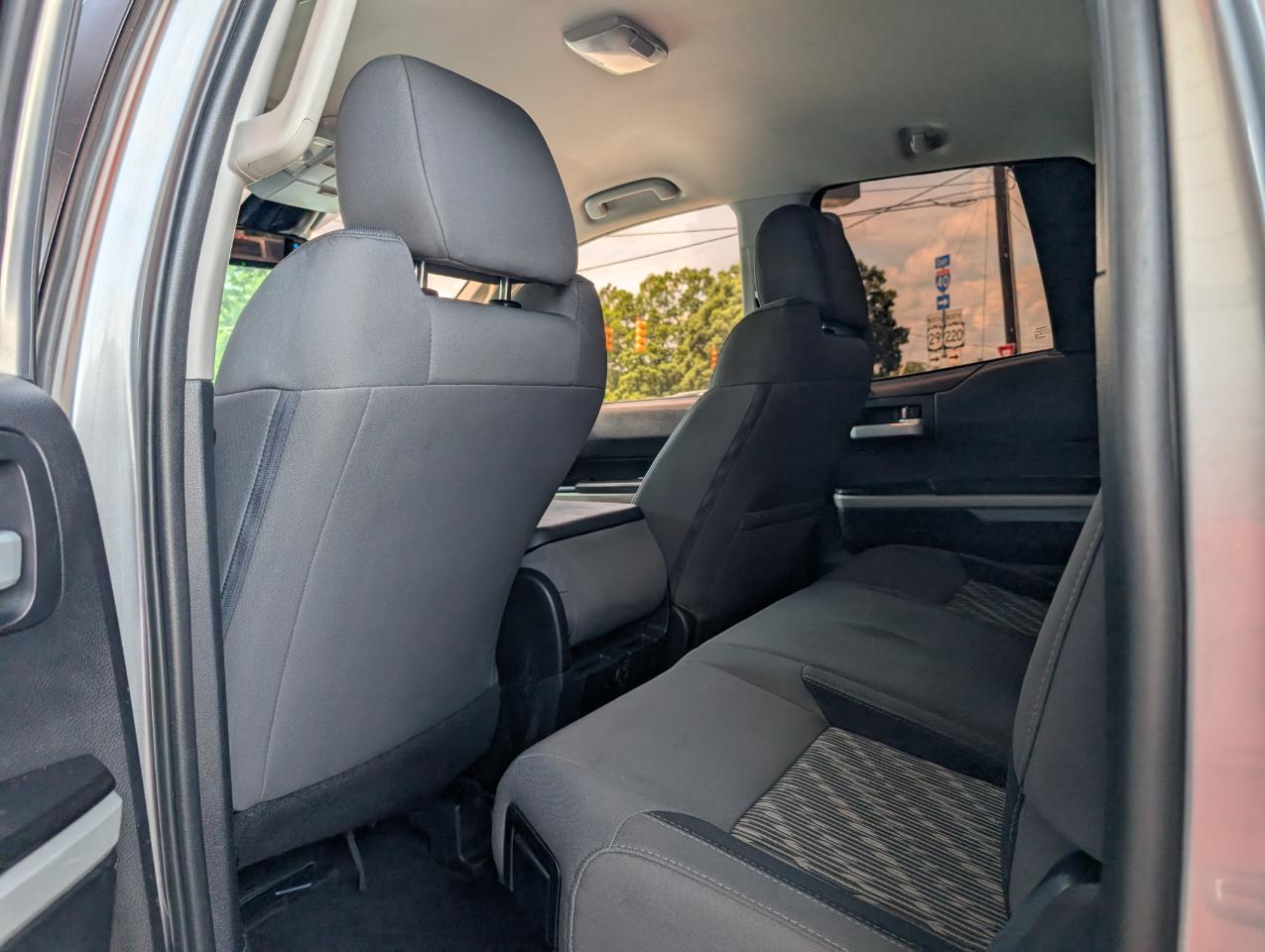 Toyota Tundra 4WD  2019