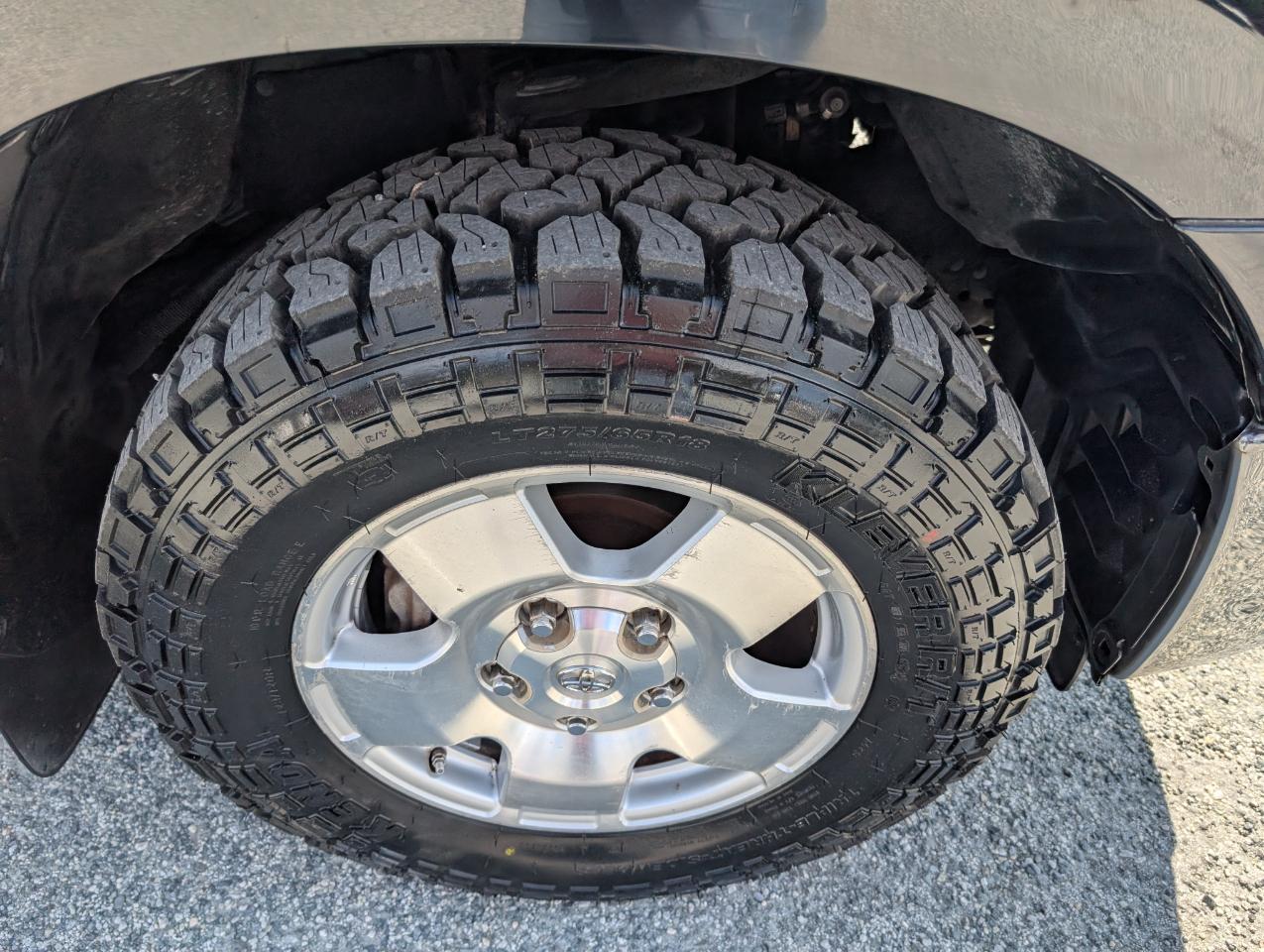 Toyota Tundra  2008